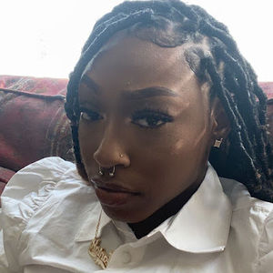 Meet your Posher, Niah